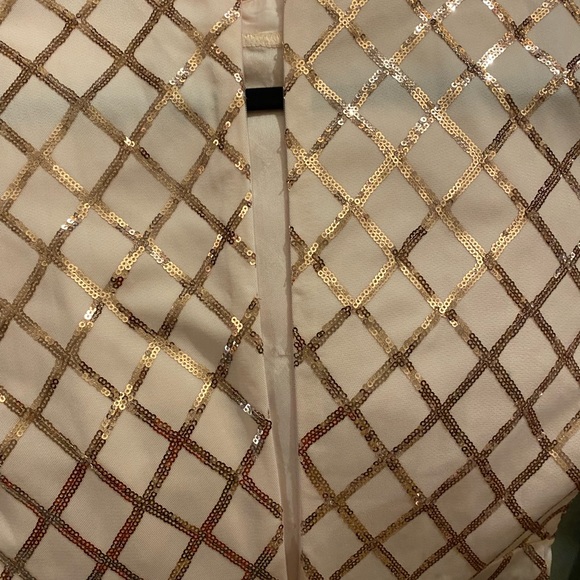 Blush and rose gold sequined long sleeved romper. - Picture 4 of 8